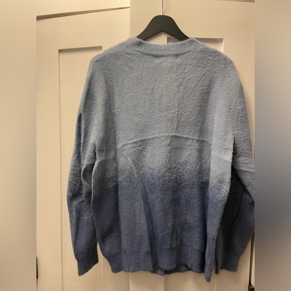 Ombré Blue Fuzzy Knit Cardigan - Picture 4 of 4